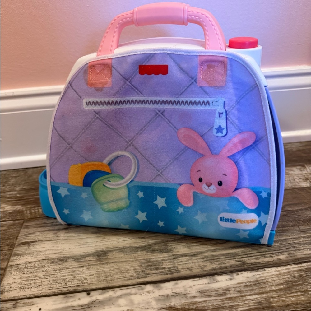 Fisher-Price Little People Baby Carry On Travel Nursery and Pink Kids Toy Set - Picture 4 of 5